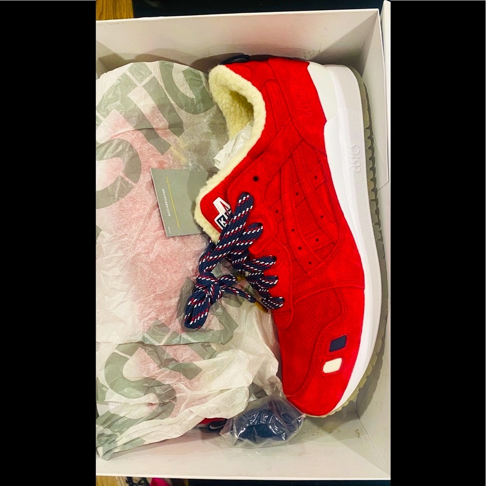 Rare Kith x Moncler x ASICS Gel Lyte III 3 sneaker - Red w/ White and Navy Blue